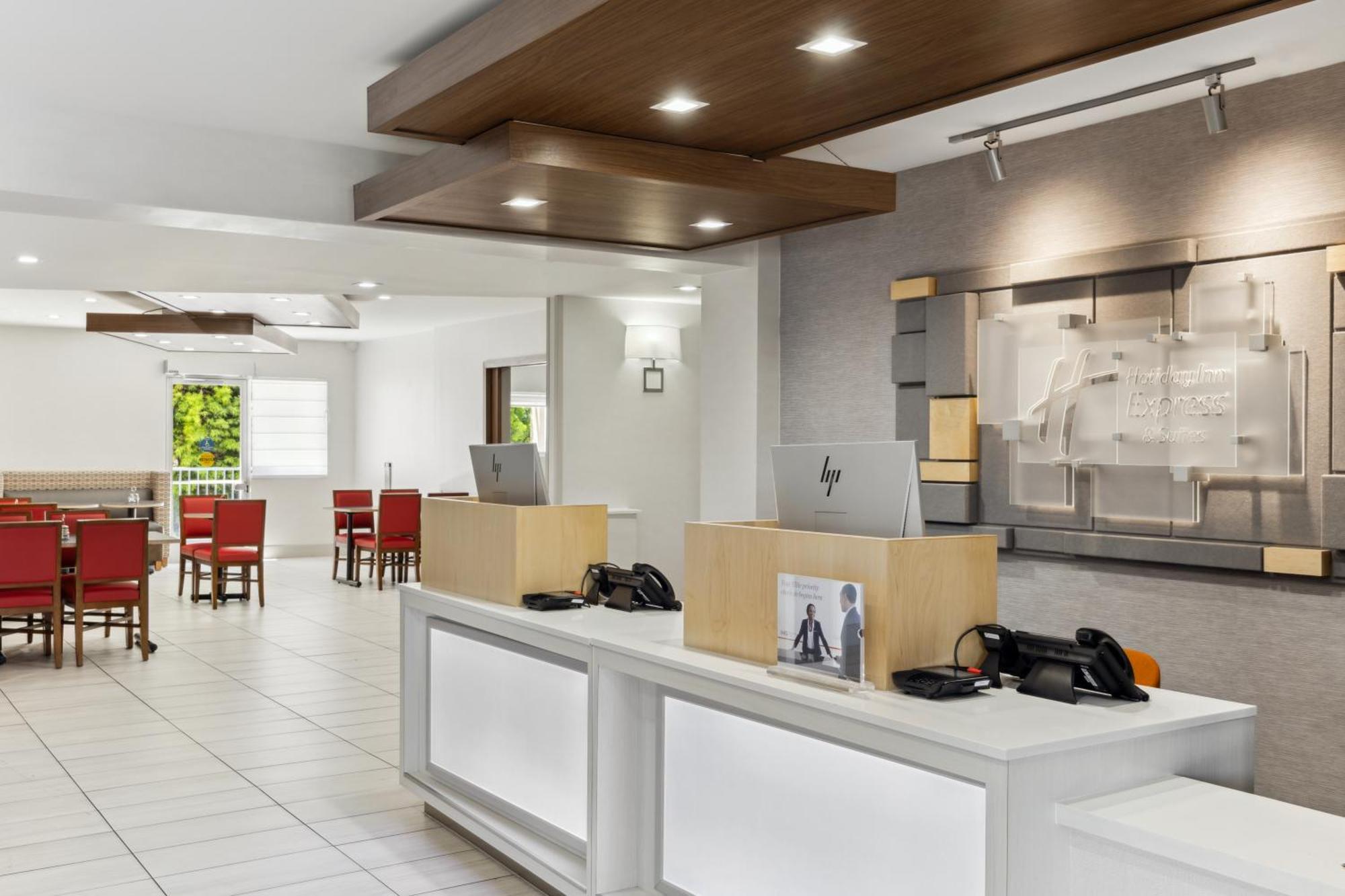 Holiday Inn Express & Suites Mountain View Silicon Valley By Ihg Eksteriør bilde