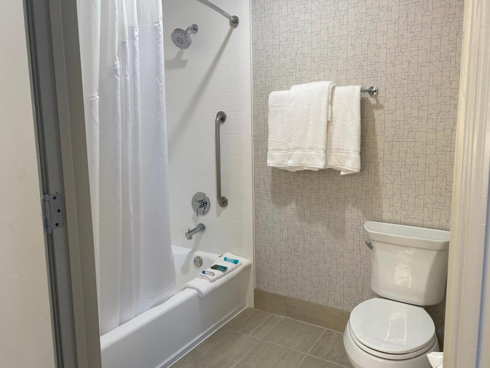 Holiday Inn Express & Suites Mountain View Silicon Valley By Ihg Eksteriør bilde