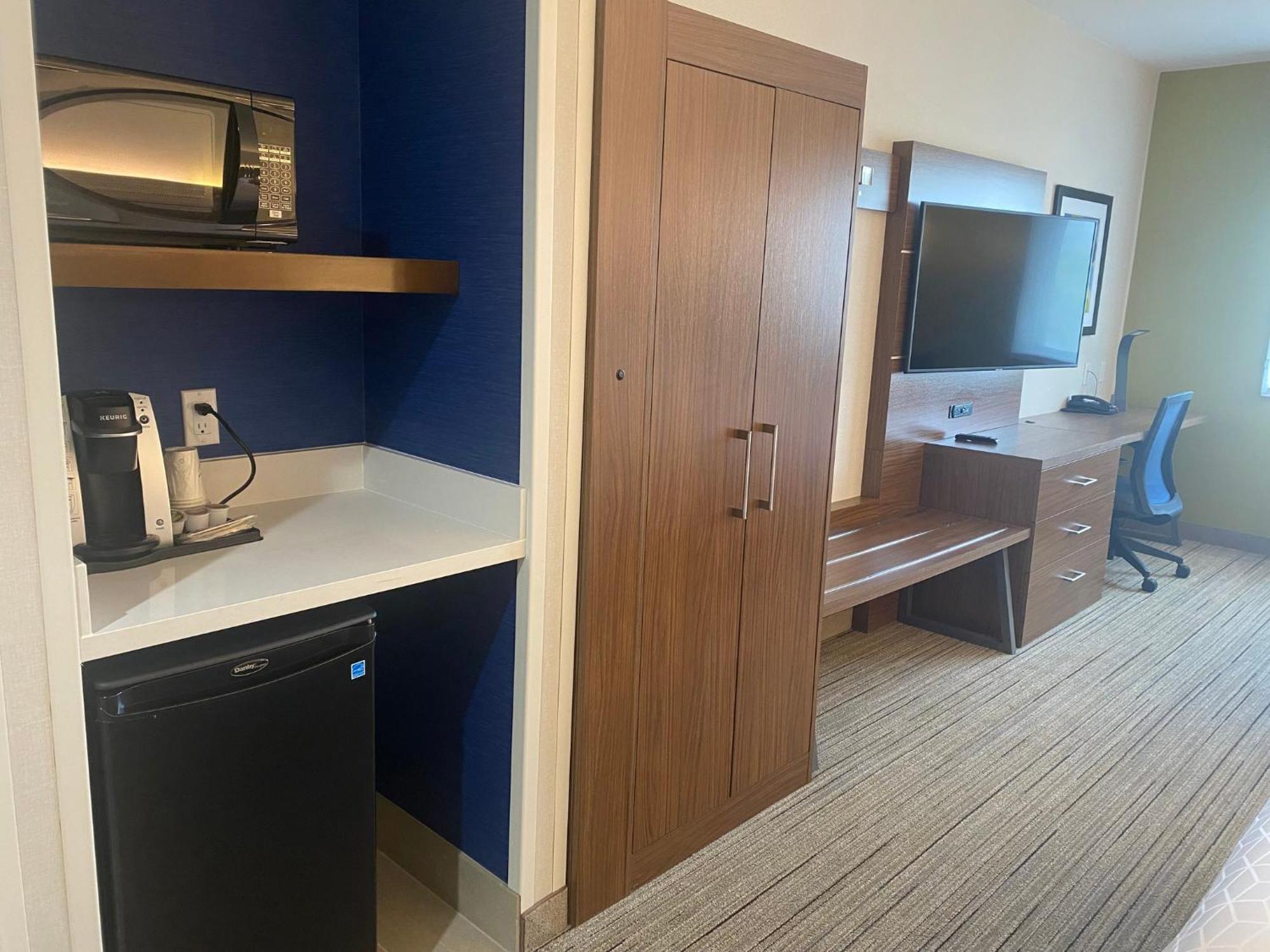 Holiday Inn Express & Suites Mountain View Silicon Valley By Ihg Eksteriør bilde